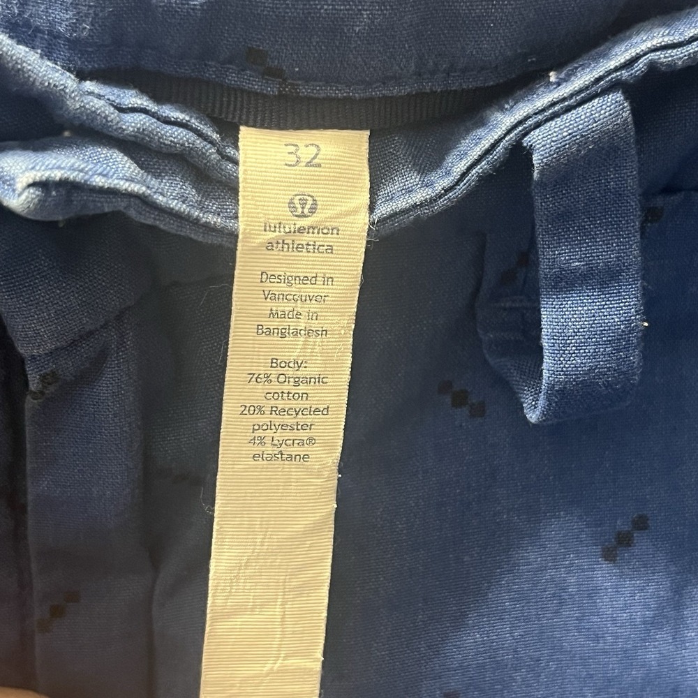 Lululemon Athletic 32 Blue Flat Front Chino Shorts Men's Large Pockets Golf - Picture 6 of 6